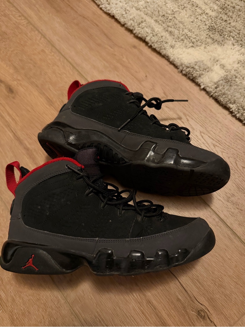 Jordan Men's Black and Red Athletic Basketball Shoes